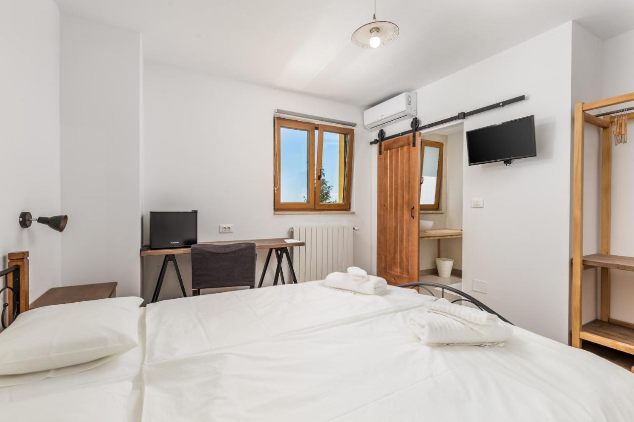 Apartment Rona & Mea Vista Buzet