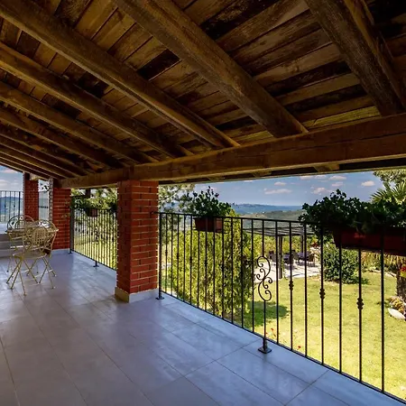 Rona Apartment & Rooms Mea Vista Buzet Exterior foto