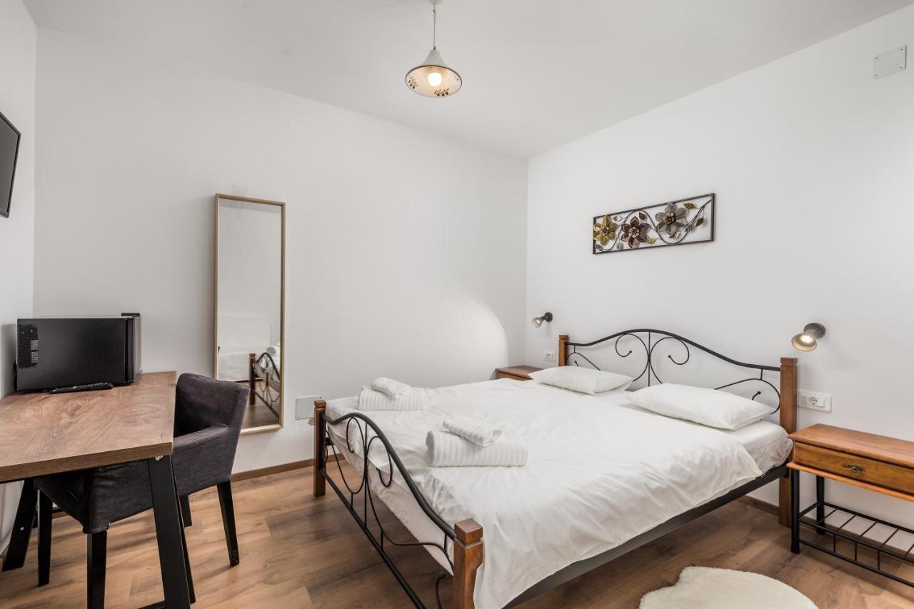Rona Apartment&rooms Mea Vista