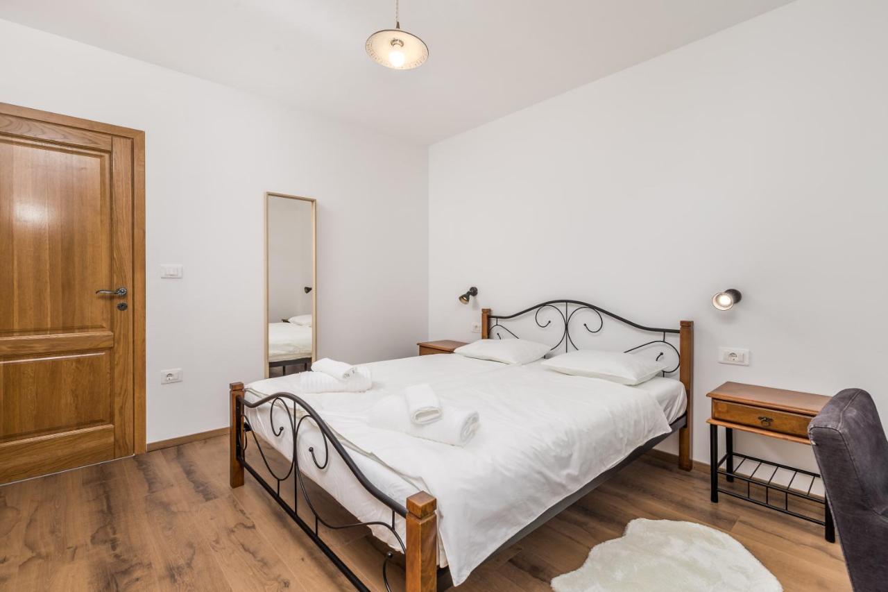 Rona Apartment&rooms Mea Vista *